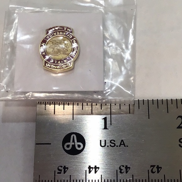 NRA Endowment Member pin NEW - Picture 3 of 3